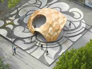 Illustration for article titled Building woven by robot overlords could have been made by aliens